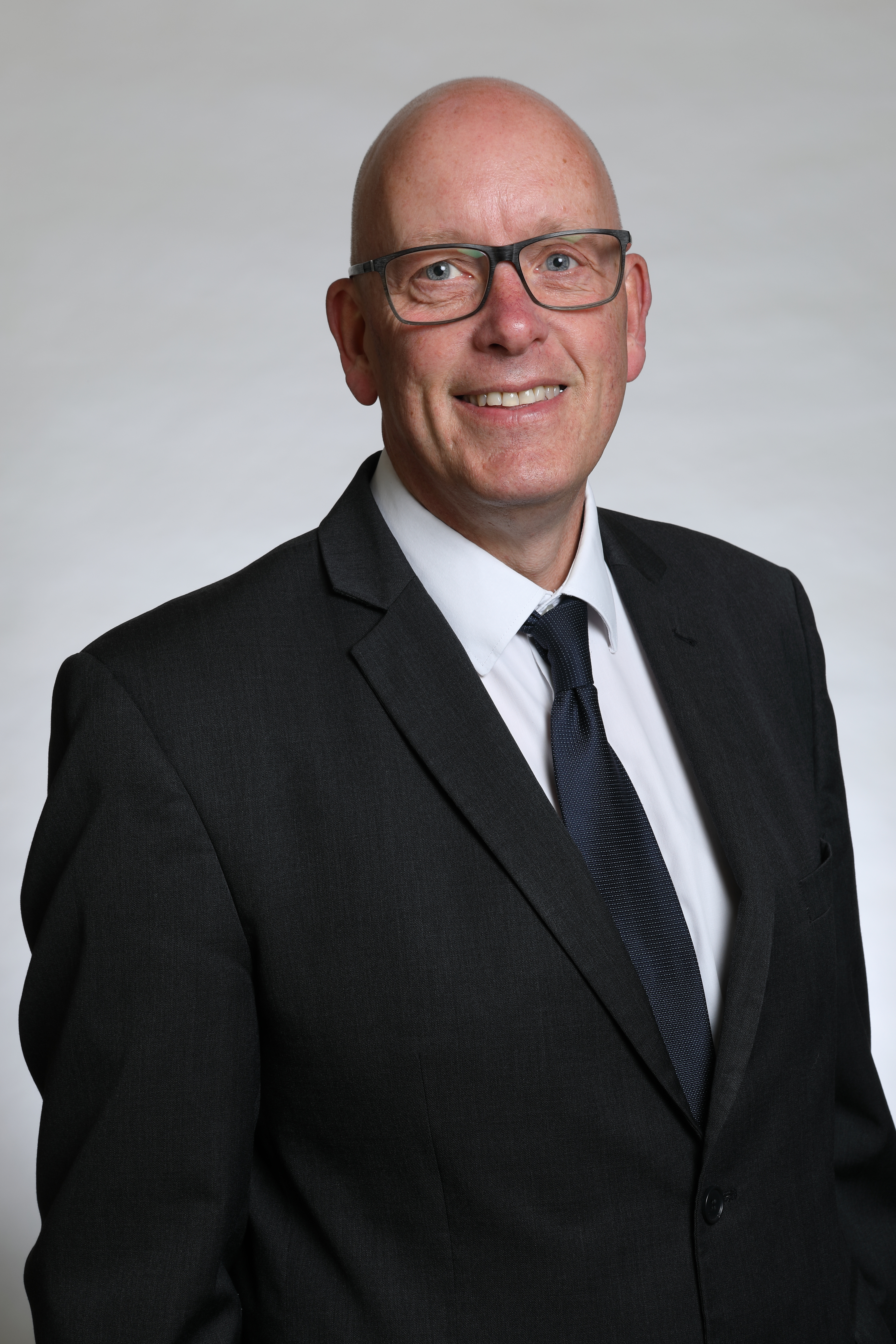 Portrait supplied for Howard Passey